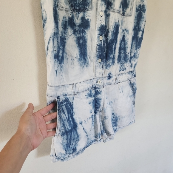 Michael Kors acid wash collared button front sleeveless romper size XS - Picture 2 of 6